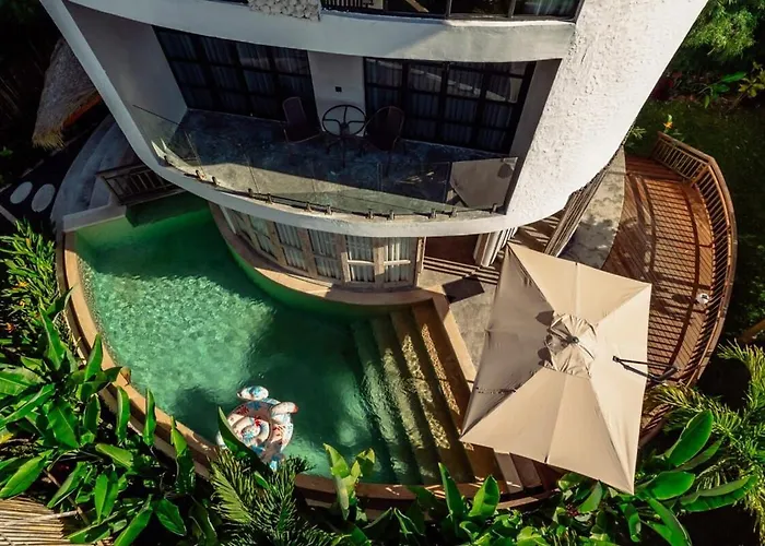 Numi Villa